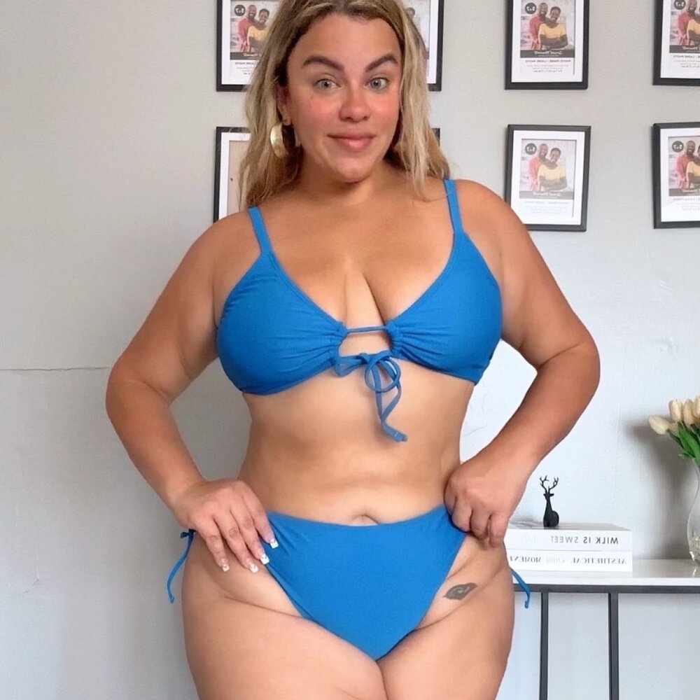 Women's Plus Size Triangle Bikini Set, Sexy Two Piece Swimsuit with Front Tie